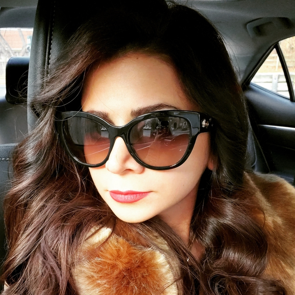 Meet your Posher, Shirin